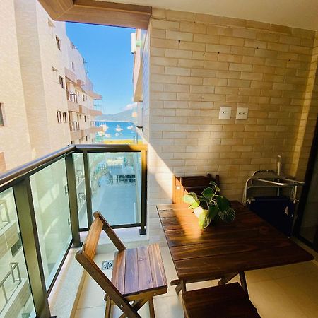 Apartamentos De 2 Quartos Com Piscina Na Praia Dos Anjos Арраял-ду-Кабу Экстерьер фото