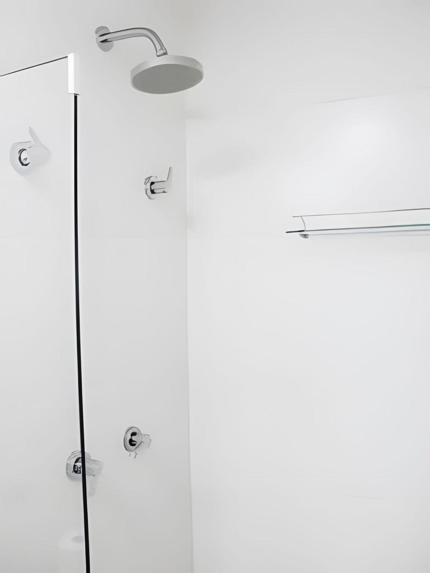 Apartamentos De 2 Quartos Com Piscina Na Praia Dos Anjos Арраял-ду-Кабу Экстерьер фото