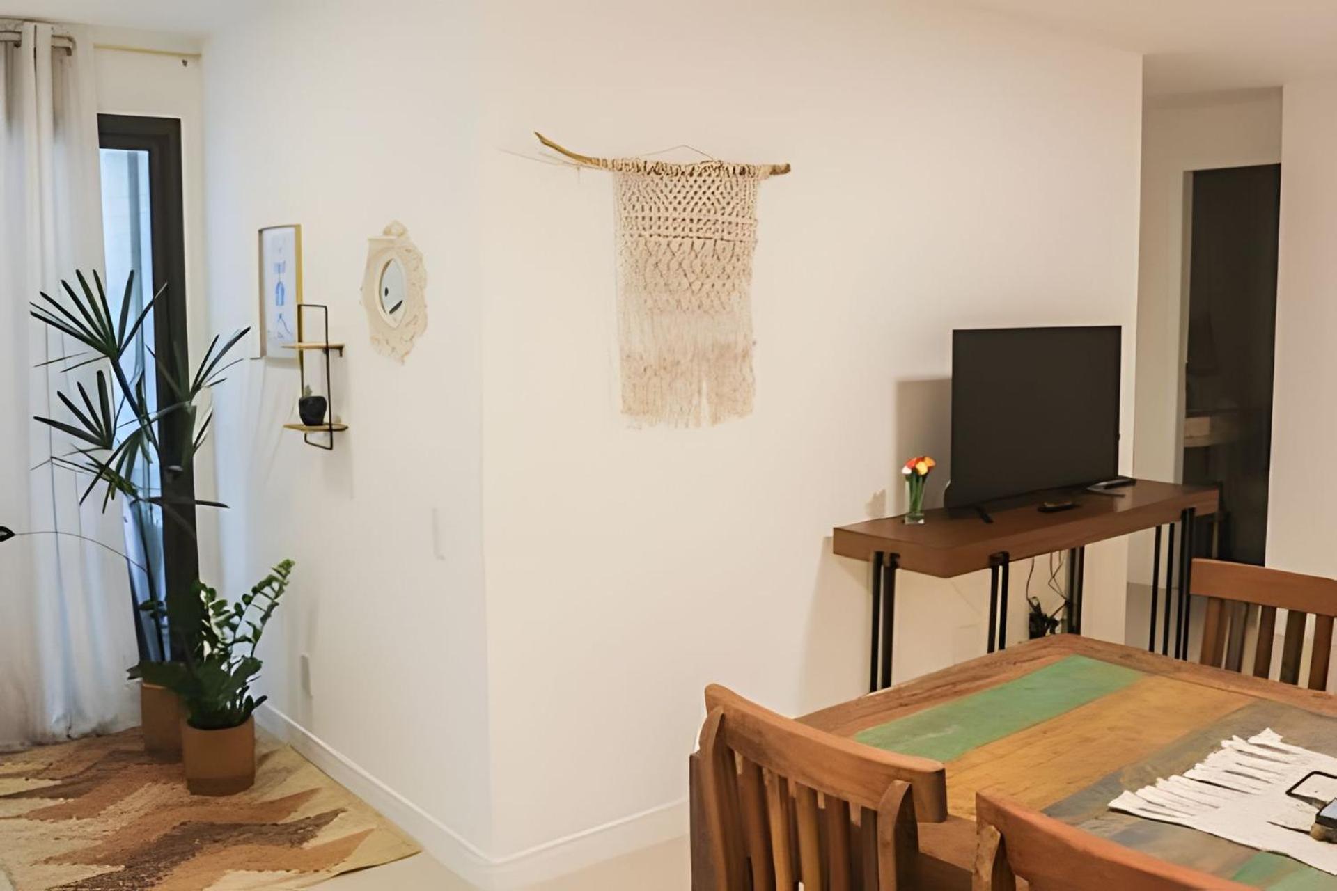 Apartamentos De 2 Quartos Com Piscina Na Praia Dos Anjos Арраял-ду-Кабу Экстерьер фото