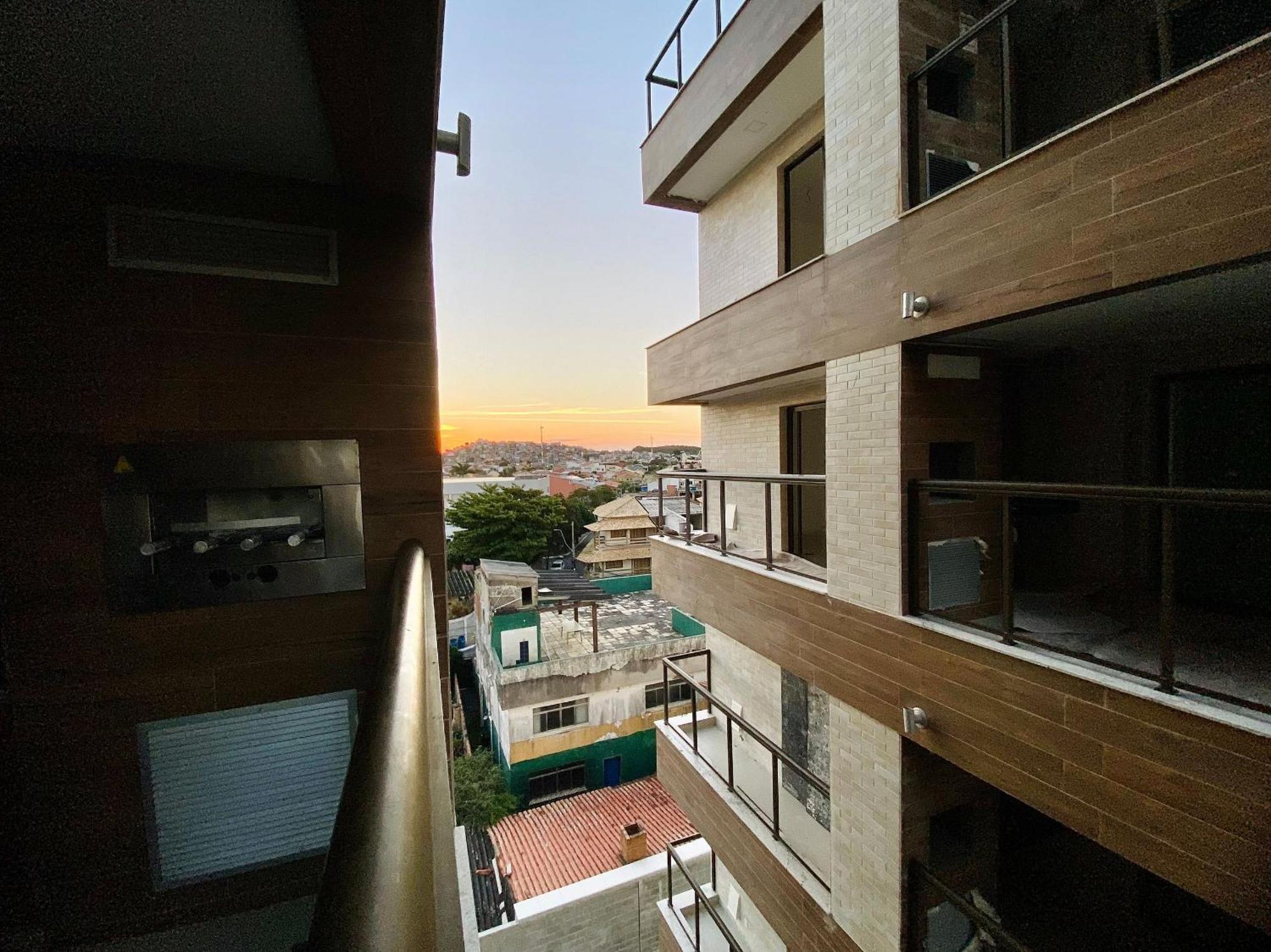 Apartamentos De 2 Quartos Com Piscina Na Praia Dos Anjos Арраял-ду-Кабу Экстерьер фото